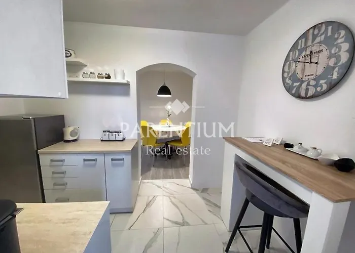 Ronaldo Διαμέρισμα *